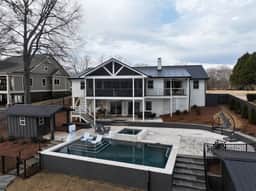 Lake Oconee Lake front with Pool - Image 2
