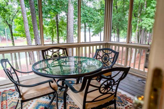 Lakeside Retreat - Image 1