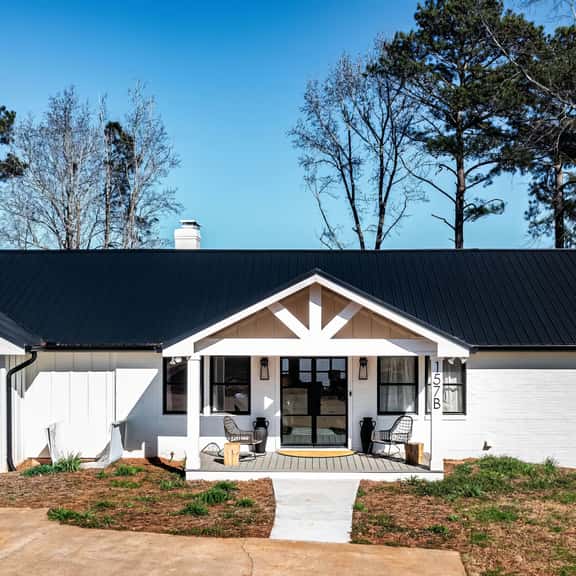 Lake Oconee Lake front with Pool - Image 1